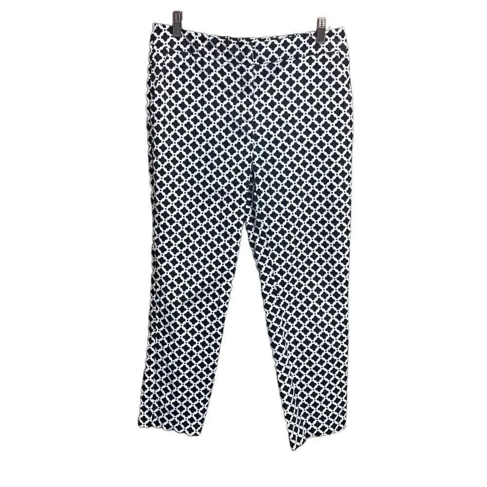 Dana Buchman Black & White Ankle Pants Size 6